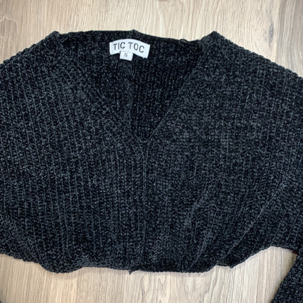 Sweater - Picture 3 of 3